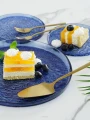 big_Masari-talerze-talerzyki-do-ciasta-niebieskie.webp