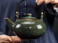 Czajnik ceramiczny z zaparzaczem